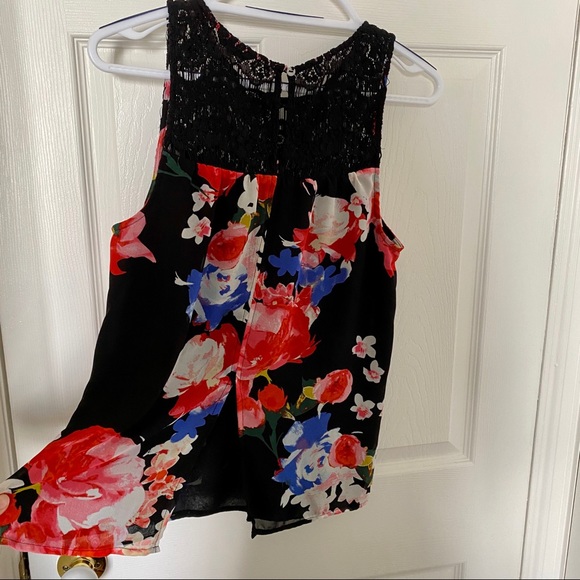 Guess Top - Picture 5 of 8